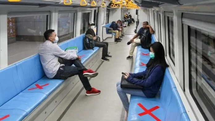 Социальная дистанция в общественном транспорте после карантина