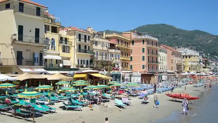 Spiaggia di Alassio Савона пляжи Лигурии рядом с Турином